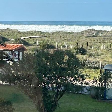 Playa De Berria -Apartamento Con Piscina Y Vistas Al Mar Santona Ngoại thất bức ảnh